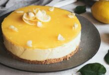 Θα ξετρελάνετε τους πάντες με το πιο δροσερό τσίζκεικ λεμόνι – “Λιώνει” στο στόμα
