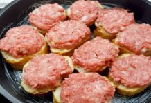 Τοποθέτησε φέτες ψωμιού στο τηγάνι και έβαλε πάνω κεφτεδάκια – Μόλις έριξε το τελυταίο υλικό έγινε “κόλαση γεύσεων” (video)