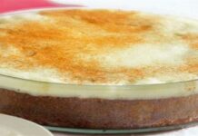 Βελούδινο γλυκό ψυγείου με γιαούρτι, μέλι και 3 ακόμα υλικά έτοιμο σε 5′