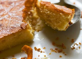 Γλυκιά τυρόπιτα με κατσικίσιο τυρί και μέλι έτοιμη σε 20′