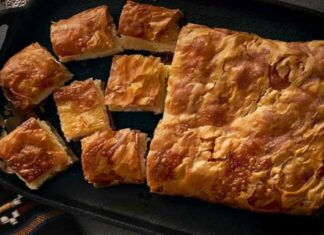 Του ονείρου! Σερραϊκή μπουγατσοτυρόπιτα με φέτα και σιμιγδάλι