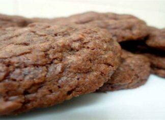 Λαχταριστά κουλουράκια σοκολάτας με 5 υλικά έτοιμα σε μόλις 10 λεπτά!