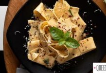 Άκης Πετρετζίκης: Σπιτικές παπαρδέλες aglio e olio