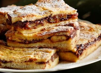 “Θεϊκές” αυγοφέτες γεμιστές με σοκολάτα και μπανάνες – Η αγαπημένη παιδική συνταγή σε άλλη εκδοχή