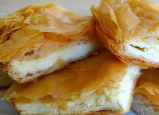 Αφράτη τυρόπιτα με γιαούρτι και μείγμα 3 τυριών που θα σας κολάσει