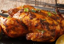 Τραγανή πέτσα κοτόπουλου: Το μοναδικό κόλπο που απογειώνει τη γεύση!