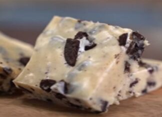 Ονειρικό γλυκό ψυγείου oreo fudge με 3 υλικά