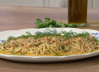 Νόστιμη συνταγή για σπαγγέτι με πεκορίνο και ελαιόλαδο