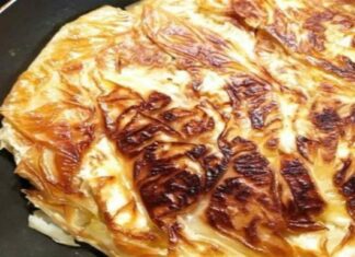 «Ανεξίτηλη» στο πέρασμα των χρόνων: Απλή και πεντανόστιμη τυρόπιτα στο τηγάνι με 4 υλικά – Έτοιμη σε 5 λεπτά!