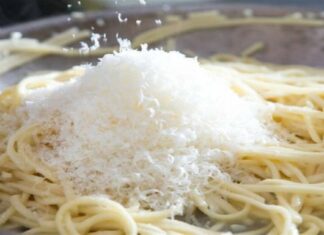 Σταματήστε το: Μην ξαναβάλετε ποτέ τυρί στα μακαρόνια σας!