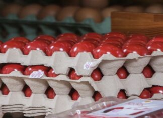 Αυγά: Πόση ώρα χρειάζεται για να βράσουν – Τα ιδανικά λεπτά για το βάψιμο