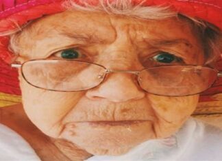 Οι γιαγιάδες μας το ήξεραν καλά: Αυτή είναι η παραδοσιακή συνταγή με λεμόνια και κρεμμύδια που θεραπεύει από κάτι που ταλαιπωρεί τους περισσότερους