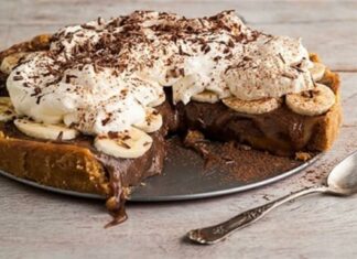 Σκέτη αμαρτία αυτό το μπανόφι με διπλή κρέμα κραμέλα – Χρειάζεσαι μόλις 10 λεπτά για να το φτιάξεις