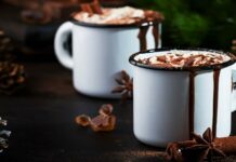 5 Ιδέες για να “αναβαθμίσετε” την ζεστή σοκολάτα