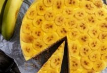 «Φρουτένιο» και δροσερό: Το πιο λαχταριστό γλυκό ψυγείου με κρέμα, ζελέ και μπανάνες