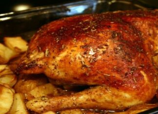 Κοτόπουλο στο φούρνο με special μυστικό για πατάτες που λιώνουν στο στόμα