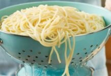 Δεν χρειάζεται καμία δοκιμή: Το απλό κόλπο για να καταλάβεις ότι τα μακαρόνια είναι έτοιμα