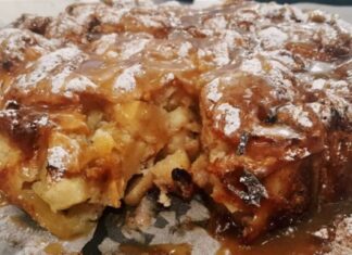 Τη φτιάχνεις σε 10 λεπτά – Εύκολη και νόστιμη μηλόπιτα χωρίς ζύμη