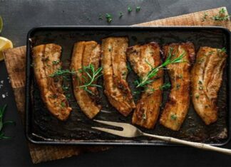 Μια συνταγή για όσους αγαπούν το καλό φαγητό: Χοιρινά πανσετάκια με τραγανά φασολάκια