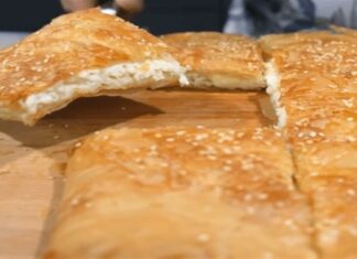 Τυρόπιτα από «άλλο πλανήτη»: Λαχταριστή και έτοιμη σε 10 λεπτά