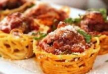 Γέμισε με μακαρόνια το ταψάκι για muffin και… Το αποτέλεσμα; Δεν θα ξαναφάτε μακαρόνια όπως παλιά! (video)