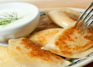 Κρατηθείτε και μην τα φάτε όλα: Πολωνικά pierogi γεμιστά με πατάτα
